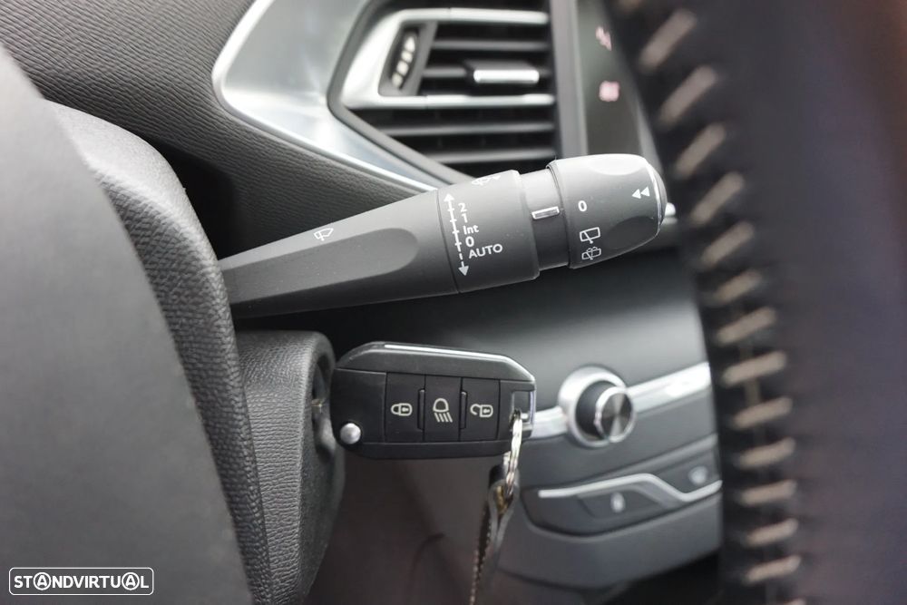 Peugeot 308 BlueHDi FAP 130 Stop & Start Allure - 34