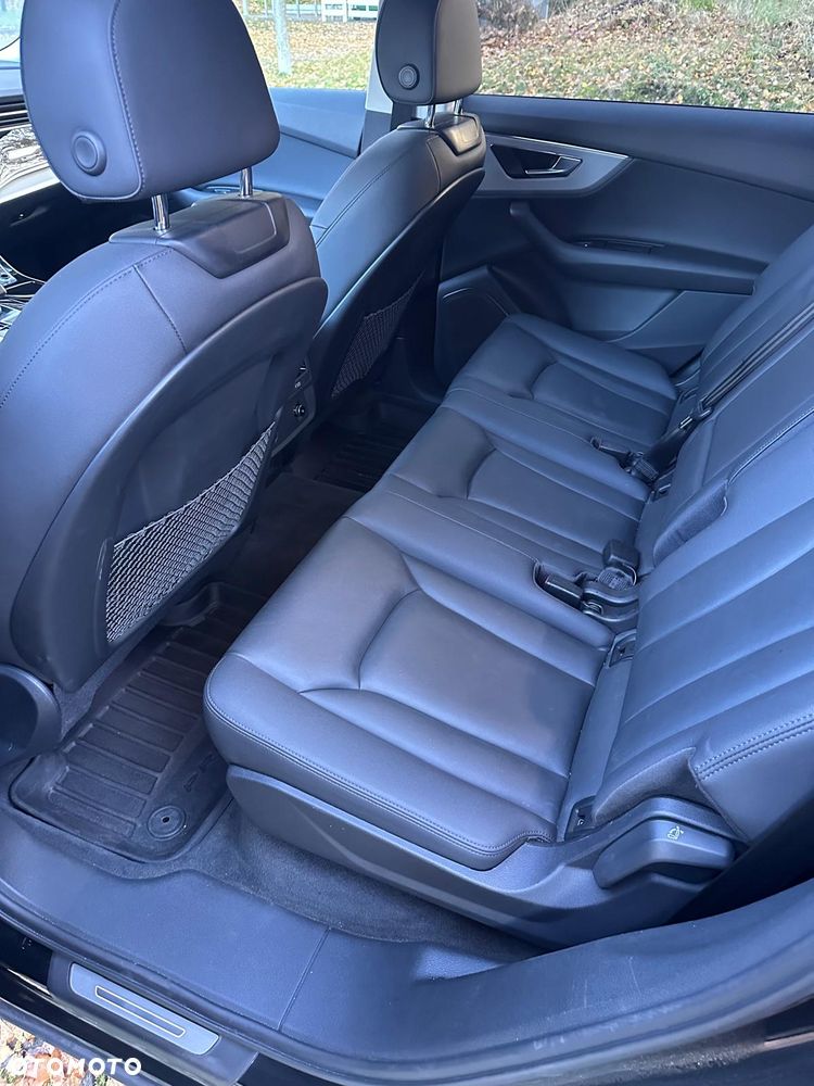 Audi Q7 - 11