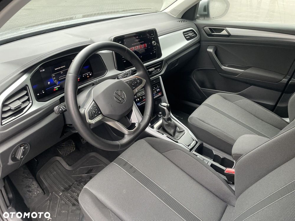 Volkswagen T-Roc - 11