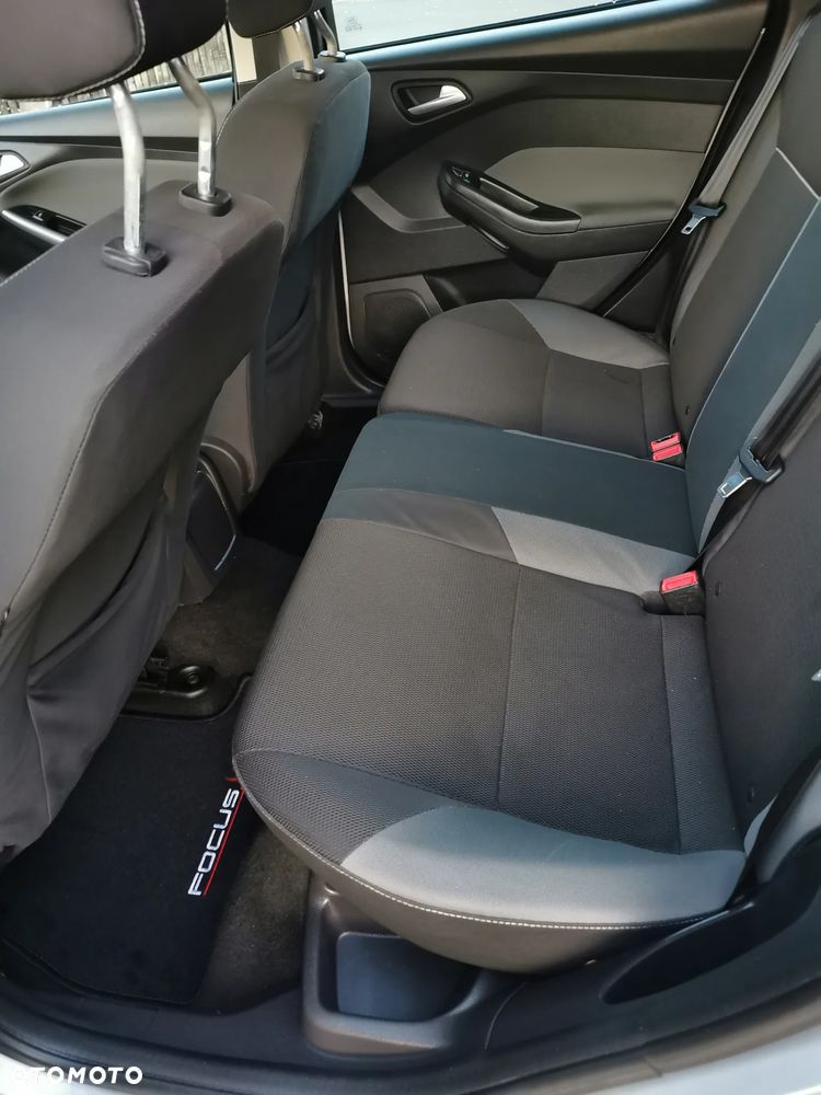 Ford Focus 1.6 Trend - 8