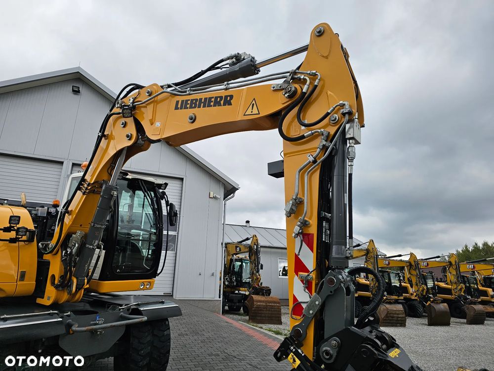 Liebherr A 912 Compact - 10