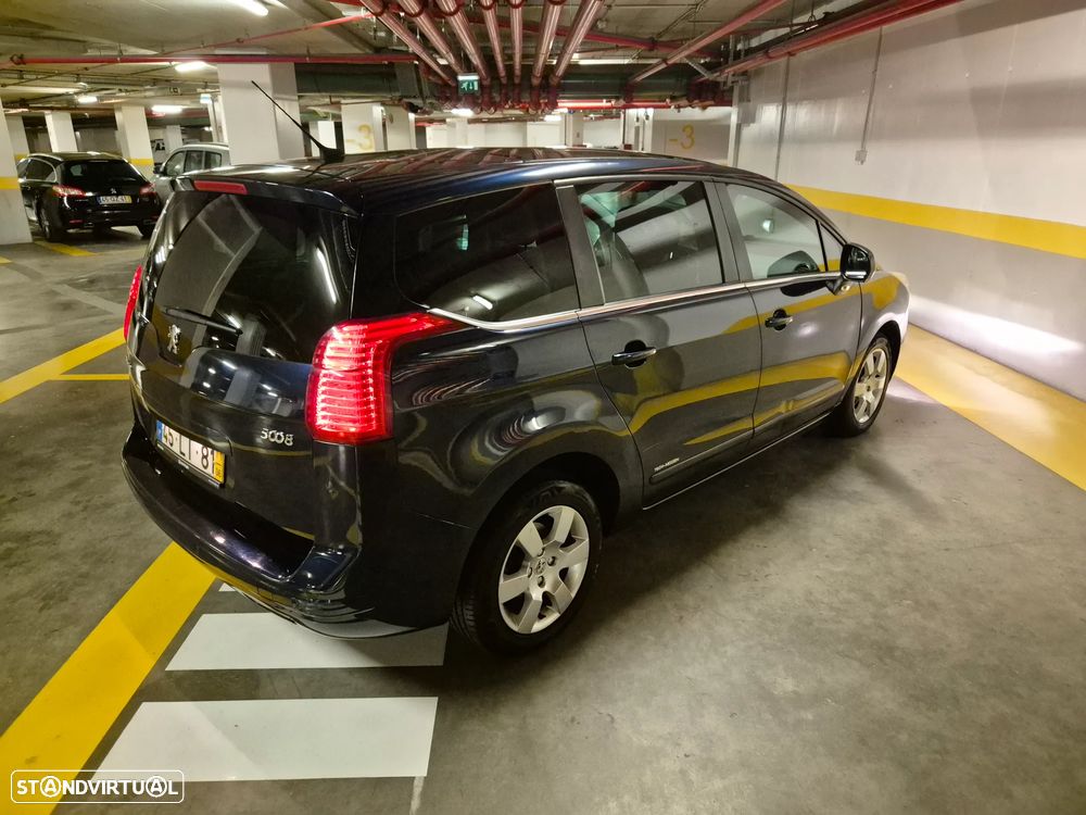Peugeot 5008 1.6 E-HDi Tech-Motion CMP6 - 11