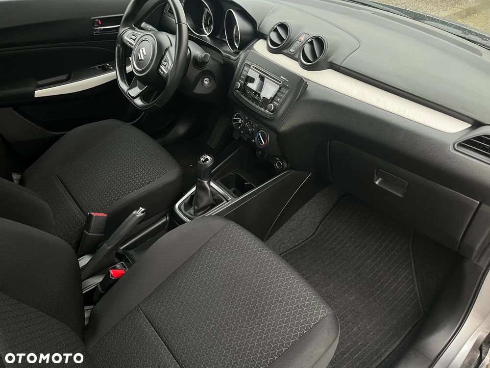 Suzuki Swift - 9