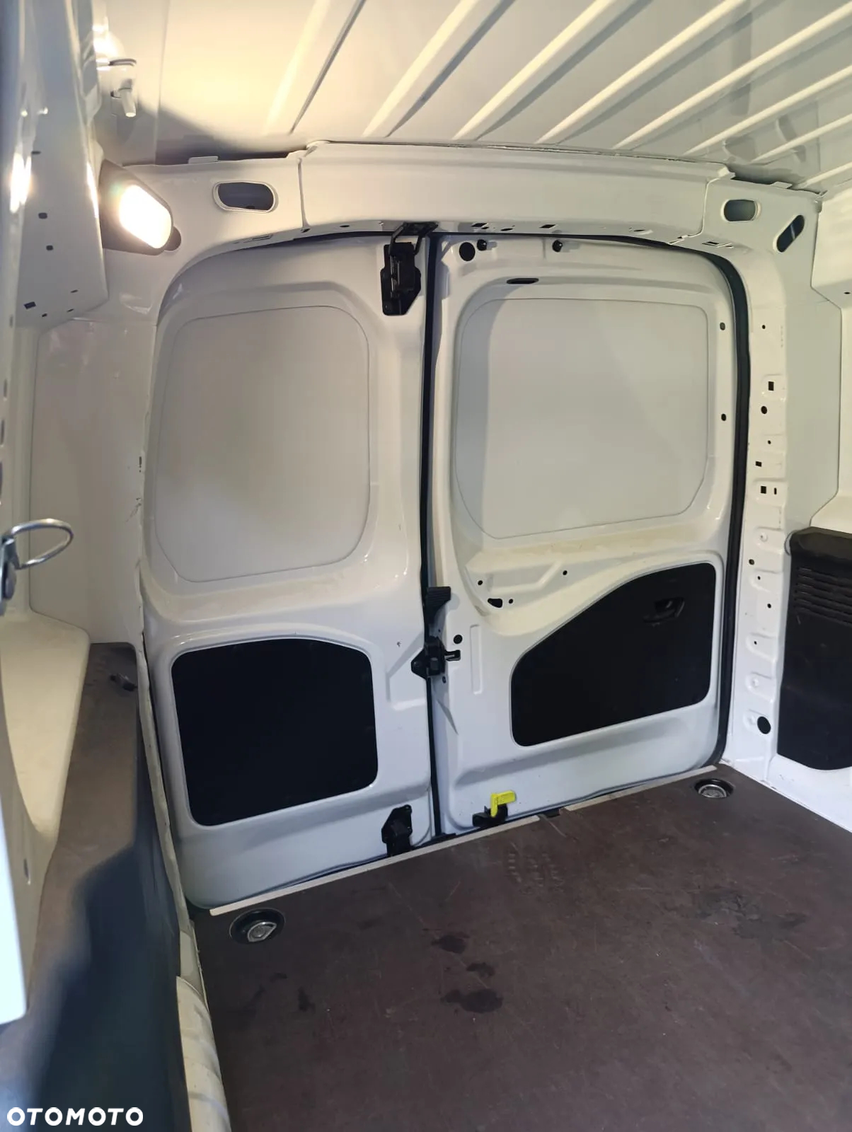 Opel COMBO - 12