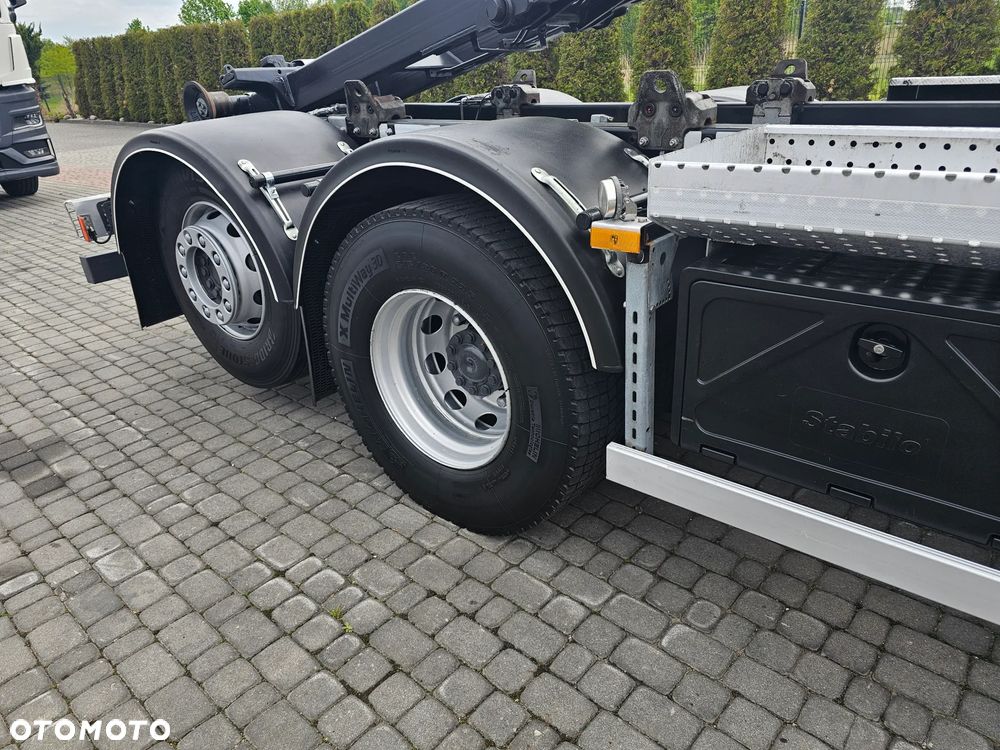 Mercedes-Benz ACTROS 2545 HAKOWIEC HYVA 22tony 6X2 Salon PL! - 9