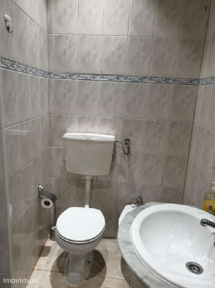 Quarto - localizado em Penha de França Lisbon - Grande imagem: 4/7