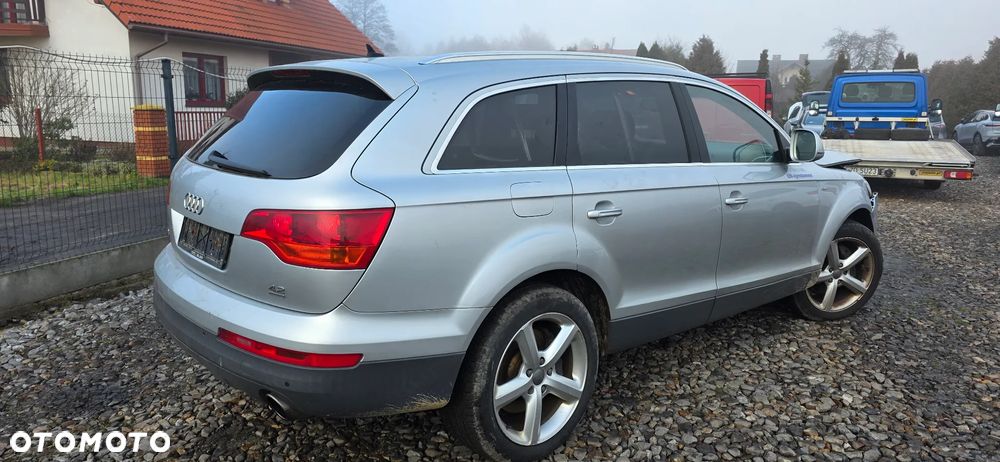 Audi Q7 - 4