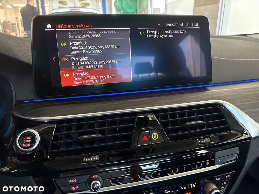 BMW Seria 5 520d mHEV - 26
