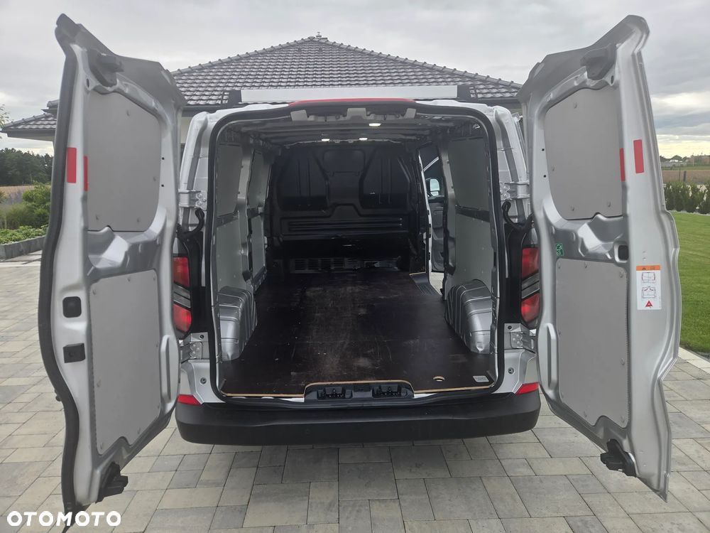 Ford Transit Custom - 16