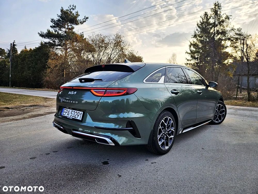 Kia ProCeed - 18
