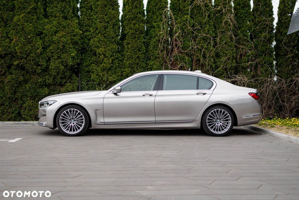 BMW Seria 7 730Ld xDrive mHEV - 7