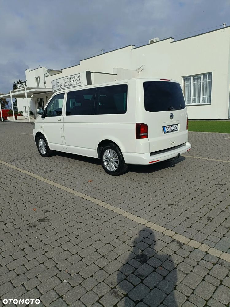 Volkswagen Multivan - 11