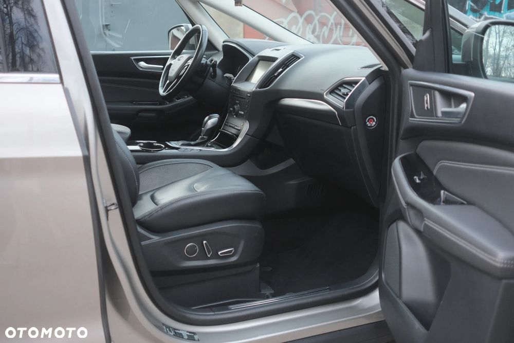 Ford S-Max 2.0 TDCi 4WD Titanium PowerShift - 23
