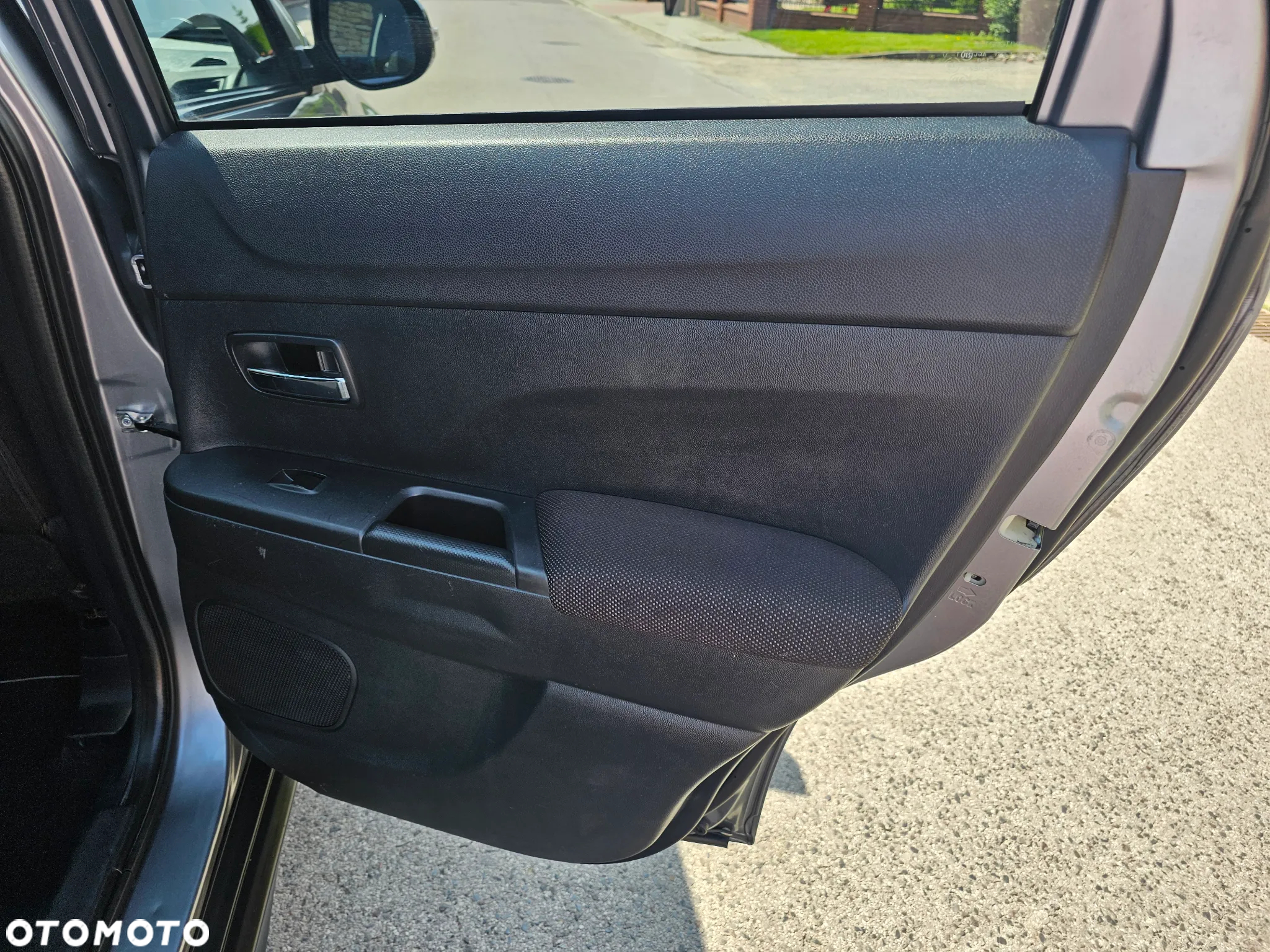 Mitsubishi ASX 1.8 DI-D 2WD Invite - 25