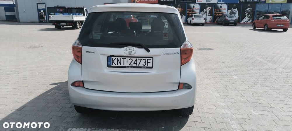 Toyota Verso S 1.33 VVT-i Life - 12