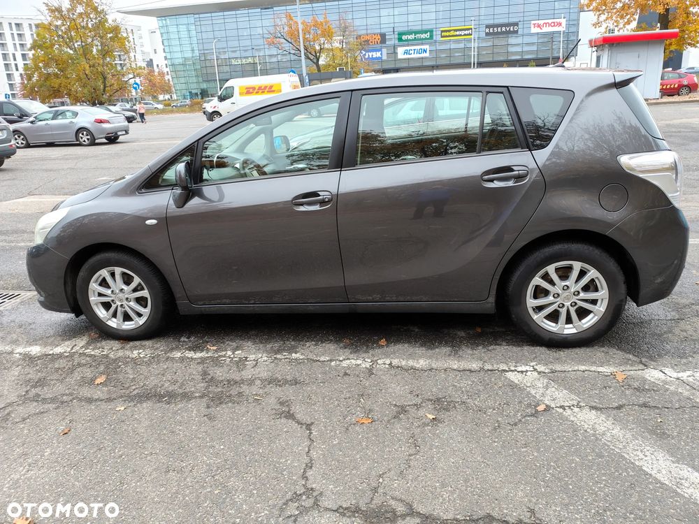 Toyota Verso - 1