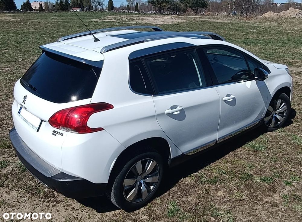 Peugeot 2008 e-HDi FAP 92 STOP & START Allure - 16