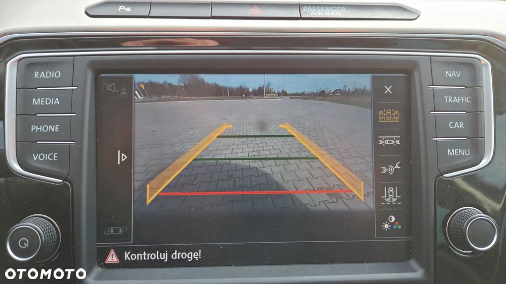 Volkswagen Passat Variant 1.6 TDI (BlueMotion Technology) Comfortline - 31