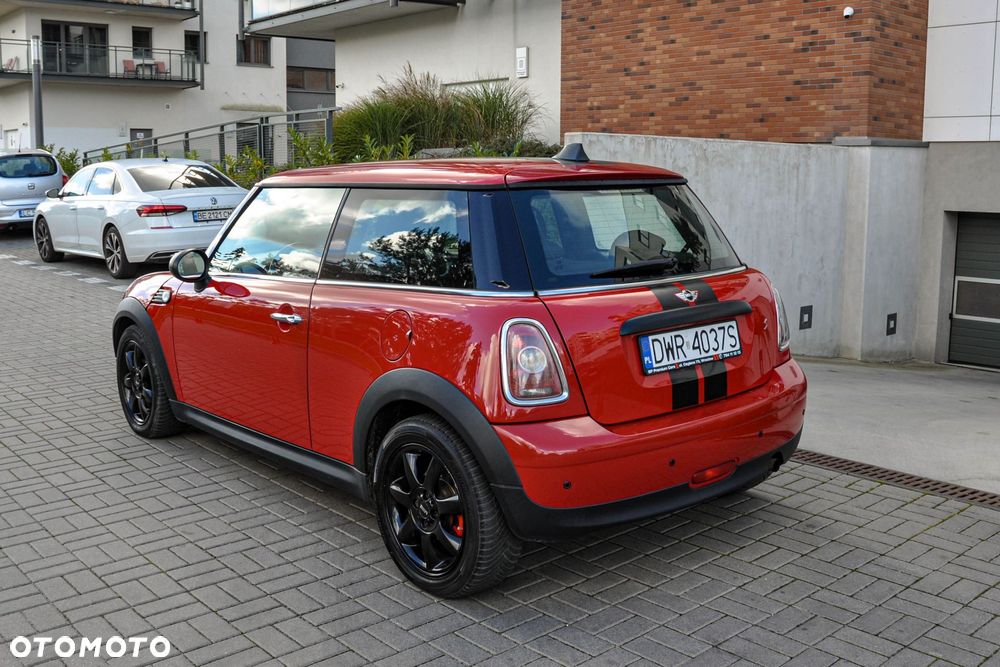 MINI ONE - 3
