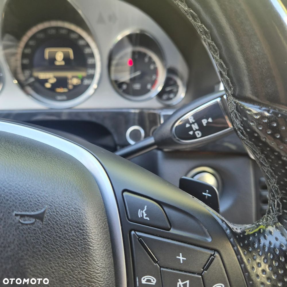 Mercedes-Benz Klasa E 350 4-Matic BlueEff Avantgarde - 25