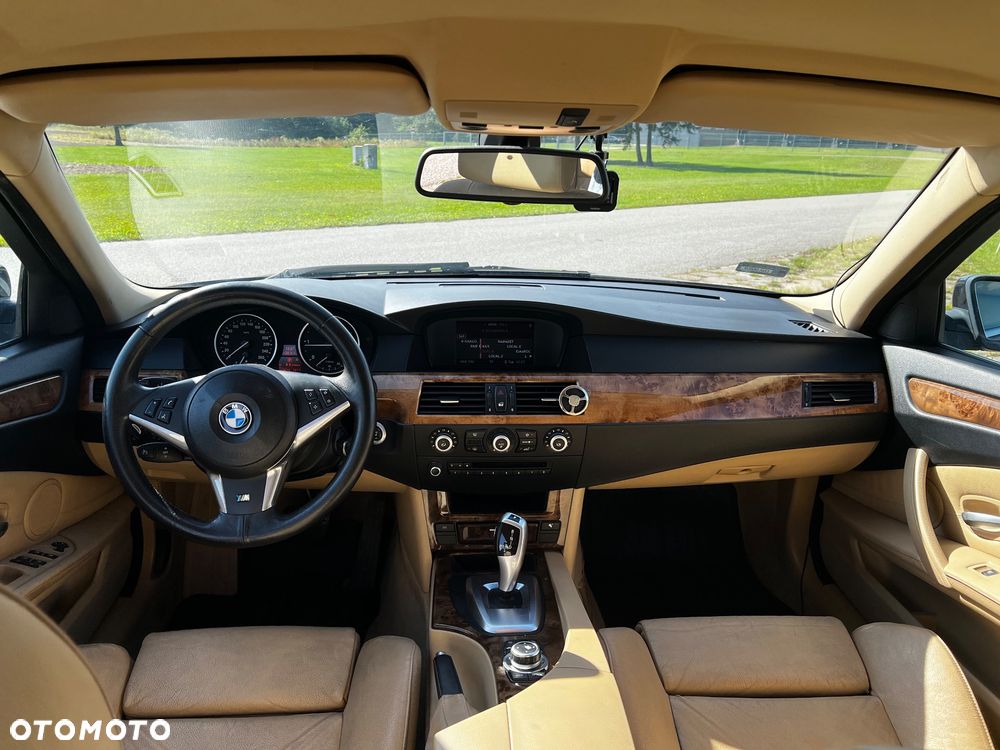 BMW Seria 5 520d Edition Exclusive - 8