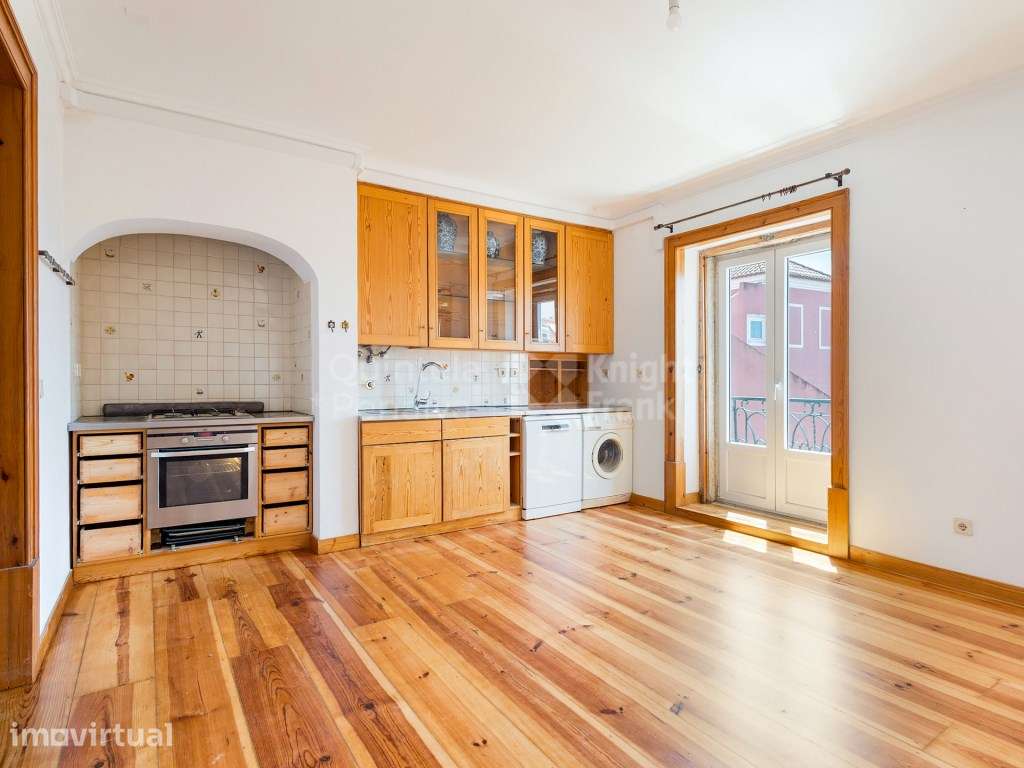 Apartamento T4+1 sem móveis para arrendamento na Misericórdia - Grande imagem: 5/25