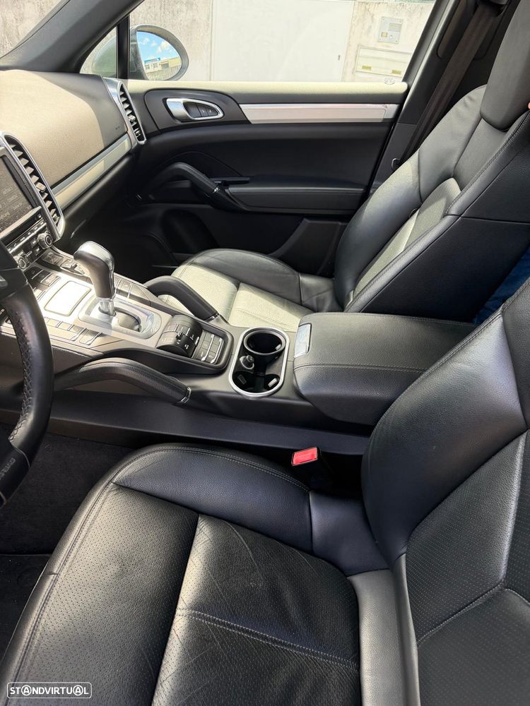 Porsche Cayenne 3.0 V6 - 9