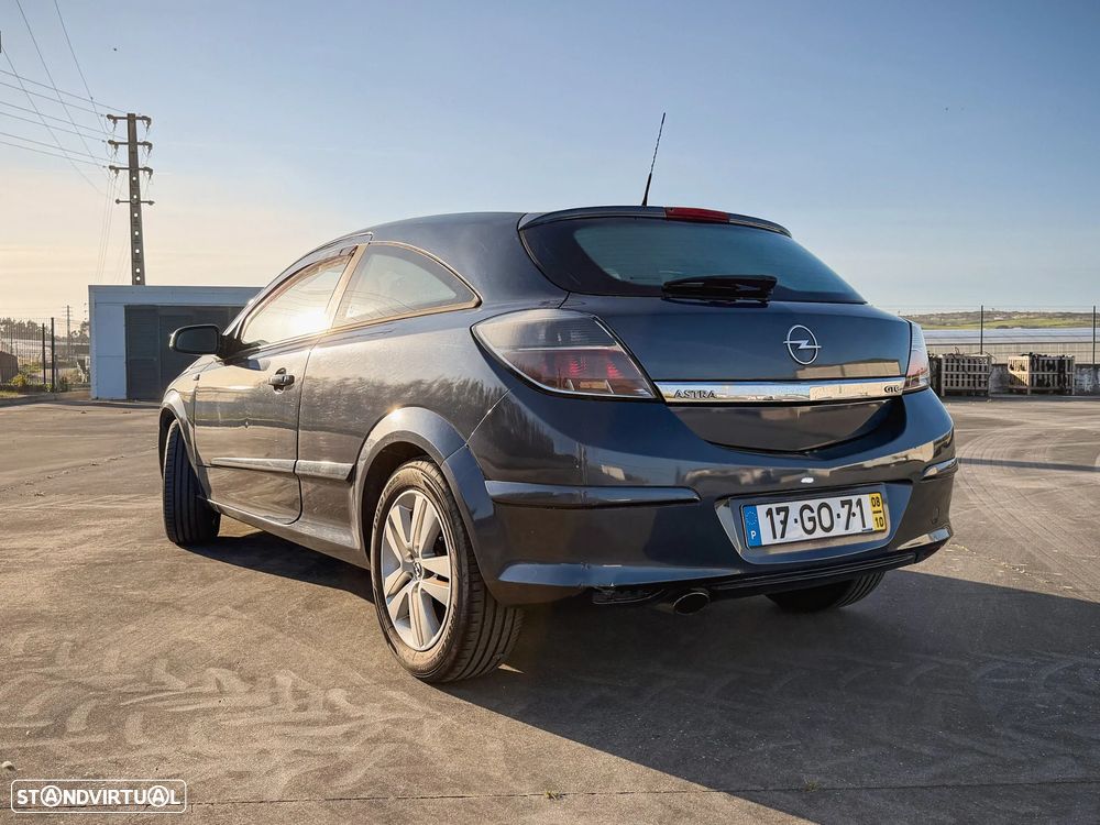 Opel Astra GTC 1.7 CDTI - 3