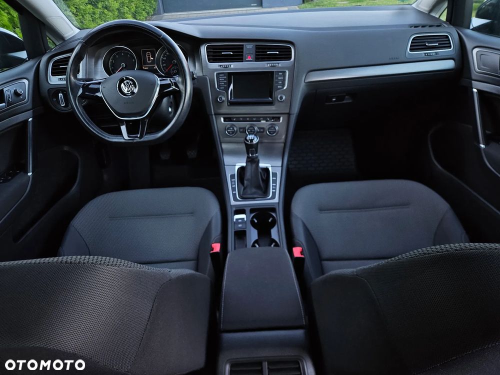 Volkswagen Golf 1.2 TSI BlueMotion Technology Comfortline - 20