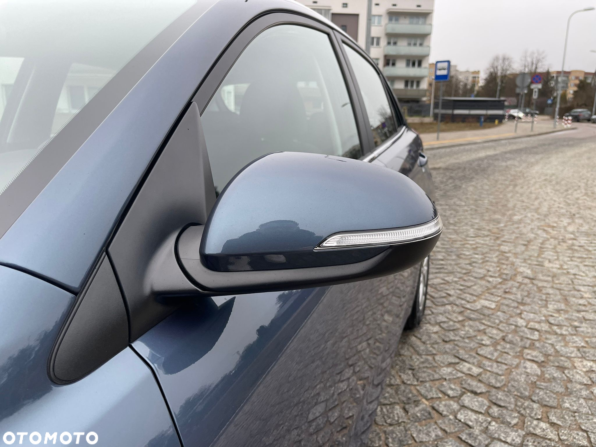 Kia Rio - 32