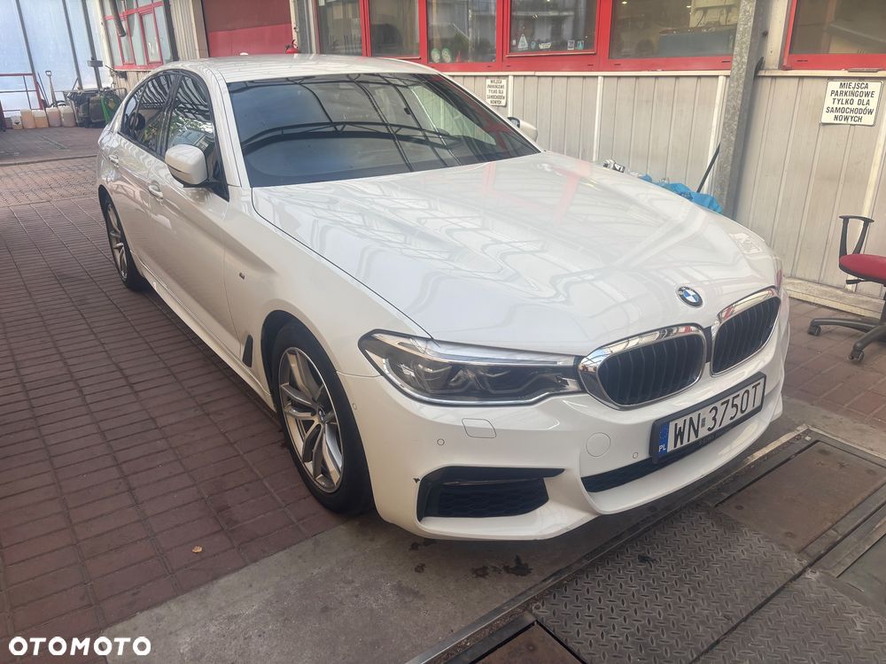 BMW 5 Series 2017 photo 4