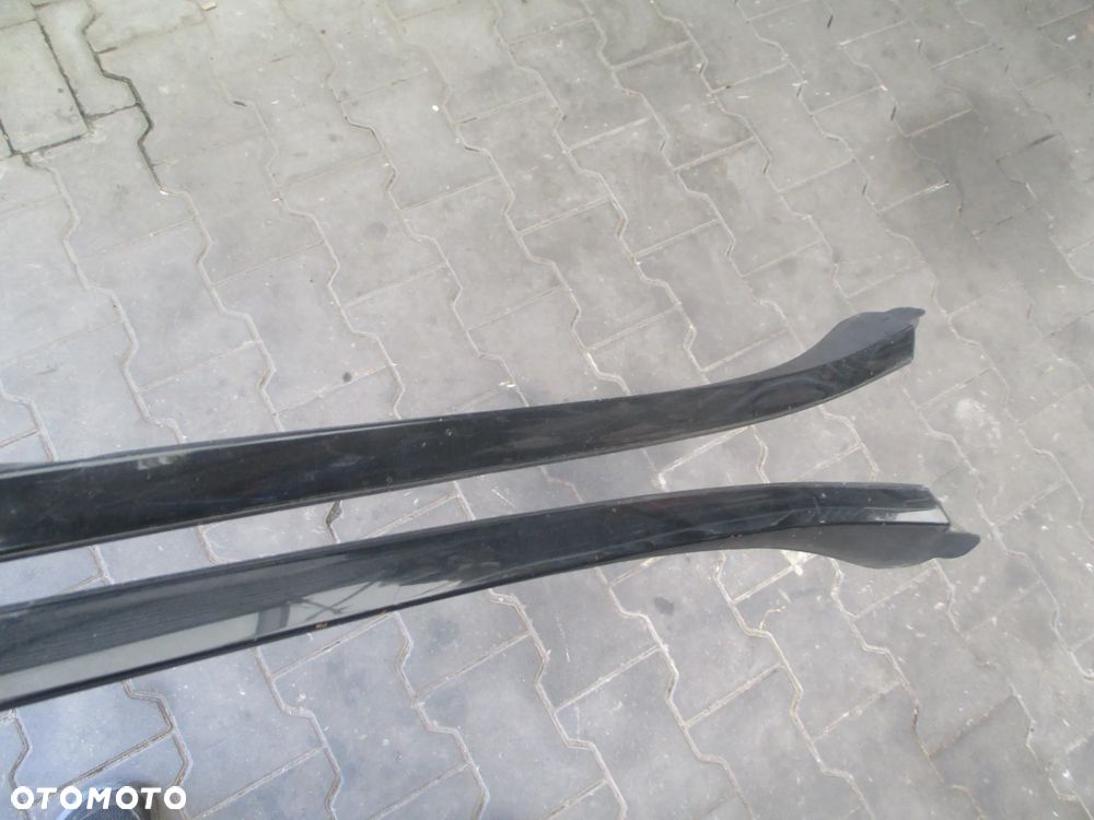 MERCEDES A KLASA W176 LISTWA DACHOWA LEWA PRAWA CZARNA - 4