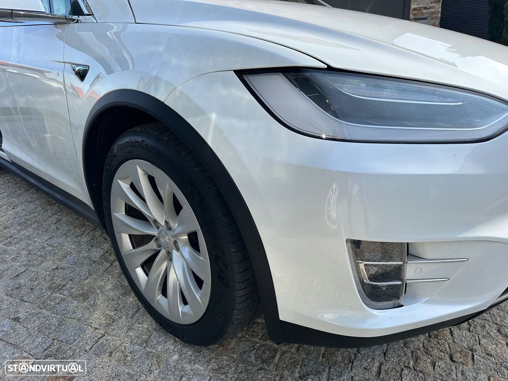Tesla Model X 100 kWh Long Range Plus AWD - 4