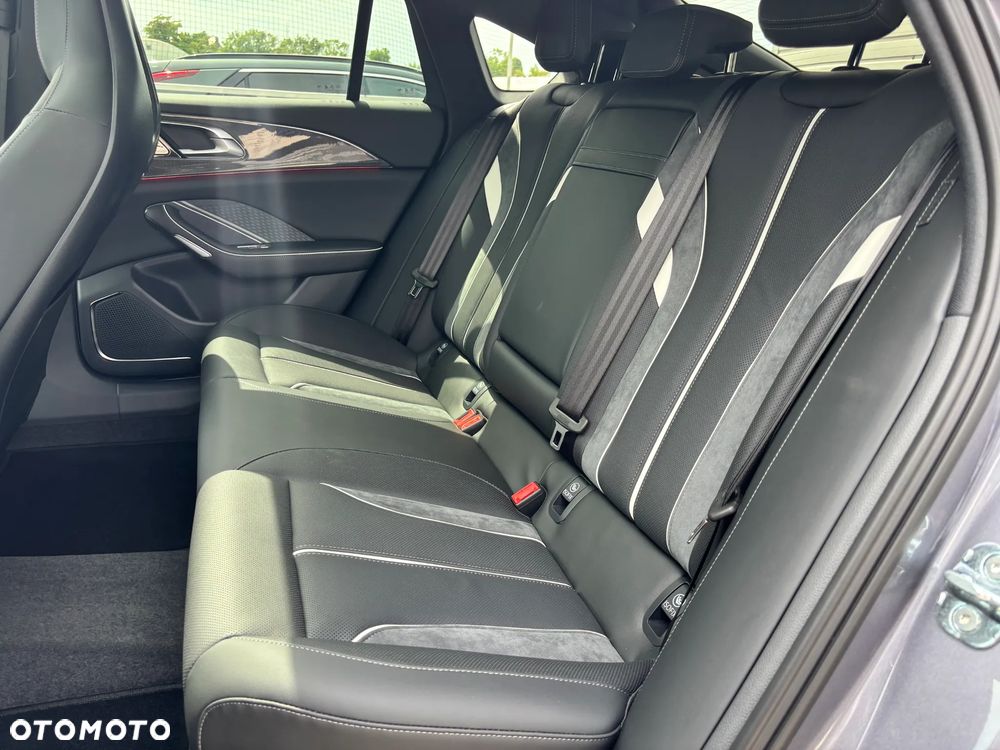 Hongqi H6 - 21