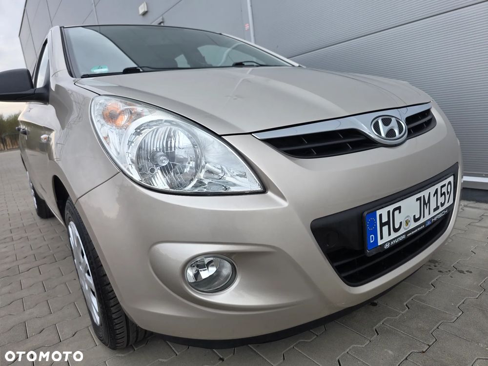 Hyundai i20 1.25 Comfort - 12