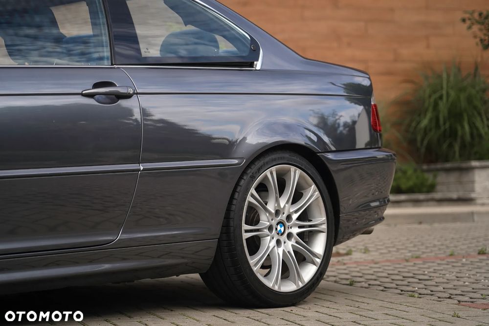 BMW Seria 3 325 Ci Edition Exclusive - 37