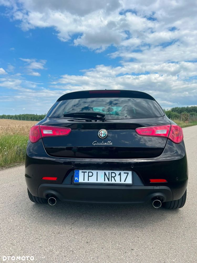 Alfa Romeo Giulietta 2.0 JTDM 16V Veloce - 5