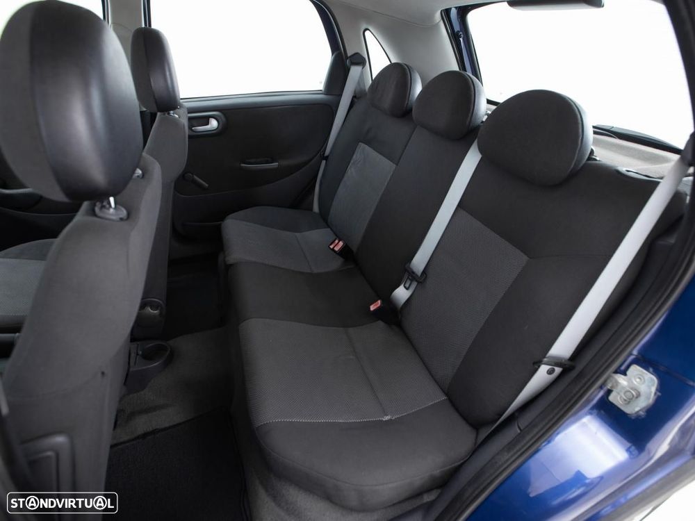 Opel Corsa - 10