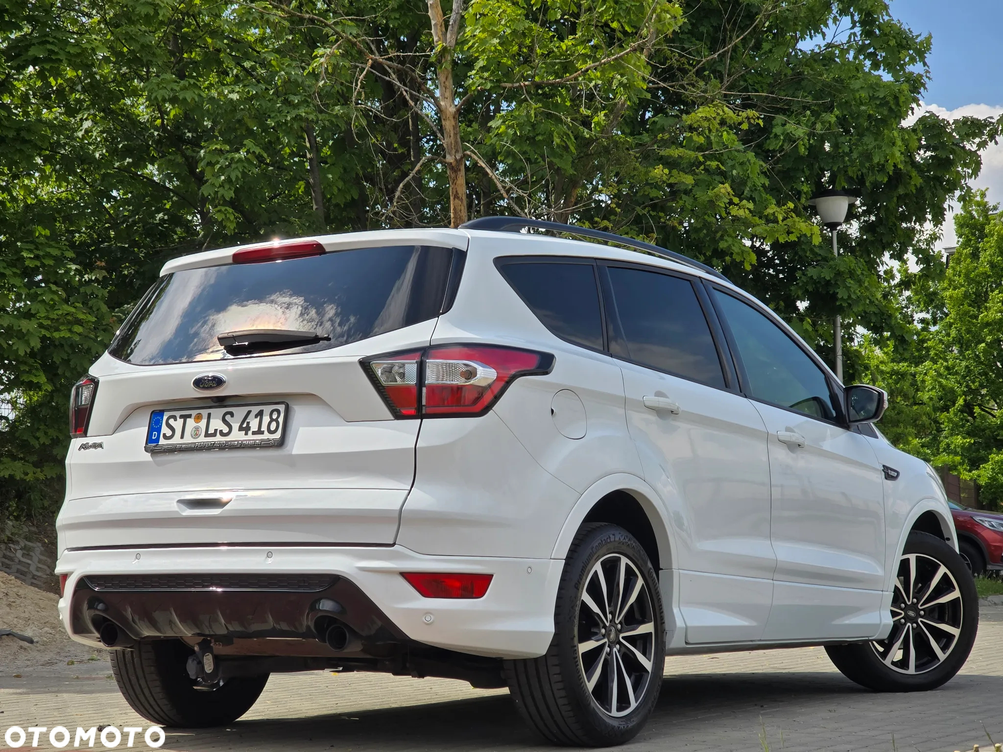 Ford Kuga 1.5 EcoBoost 2x4 ST-Line - 32