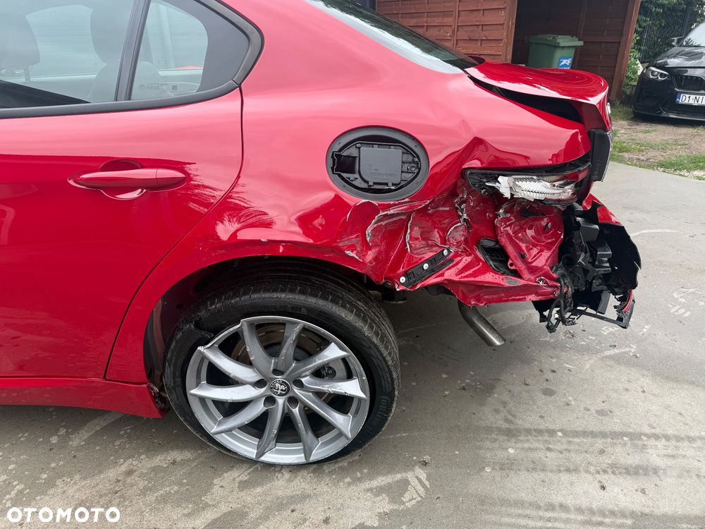 Alfa Romeo Giulia 2.0 Turbo Super Q4 - 23