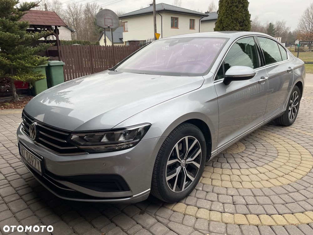 Volkswagen Passat 1.5 TSI EVO Business DSG - 1