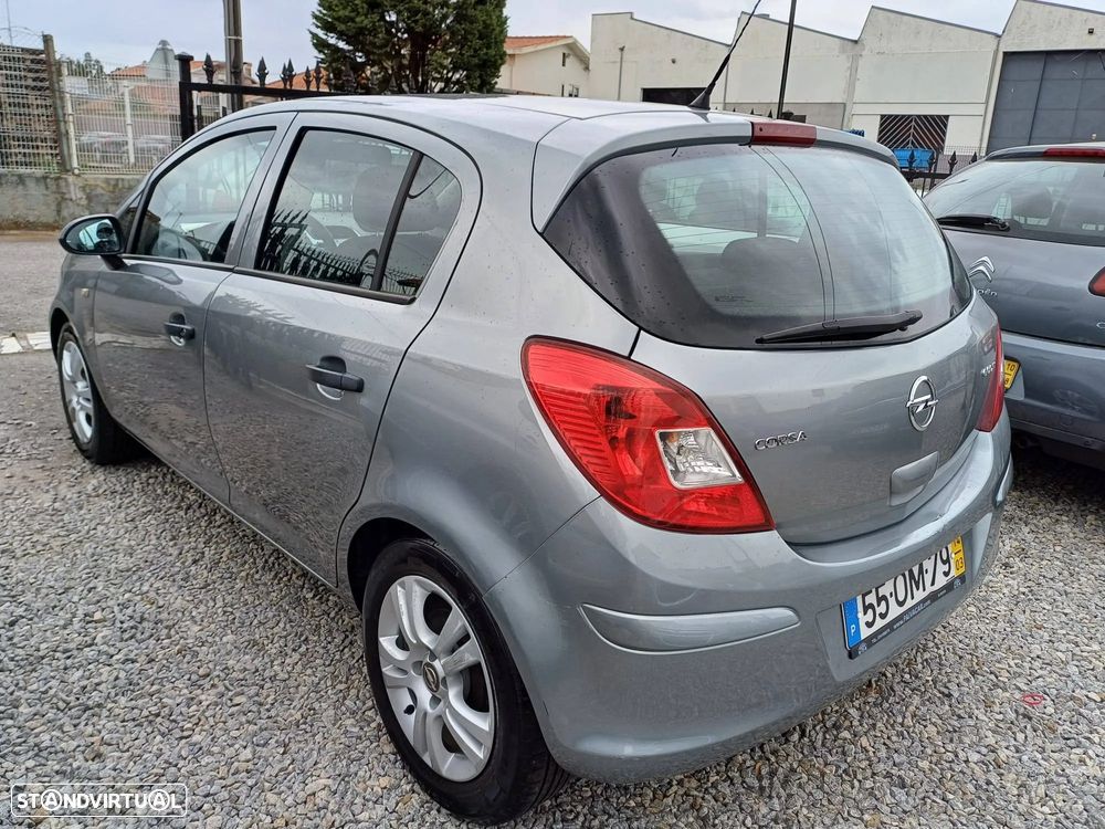 Opel Corsa 1.3 CDTi Cosmo - 4