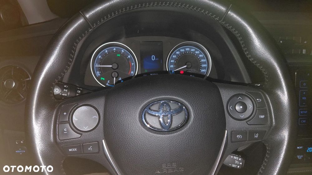 Toyota Corolla 1.6 Premium MS - 5
