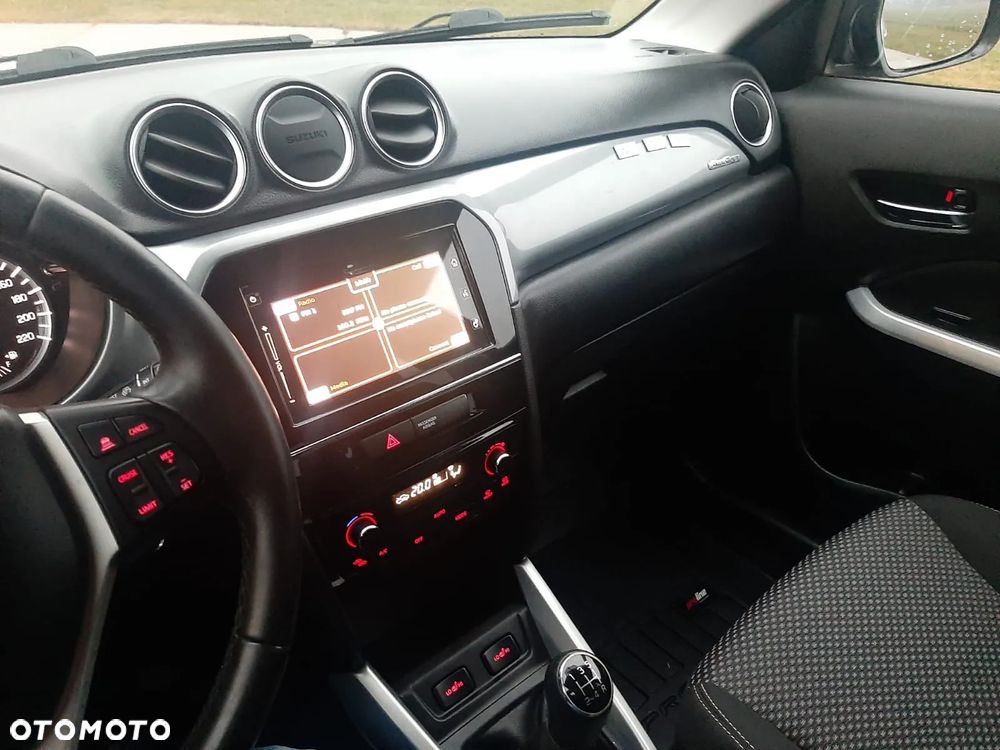 Suzuki Vitara 1.6 (4x4) Allgrip Comfort - 29