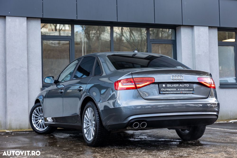 Audi A4 2.0 TDI ultra design - 11