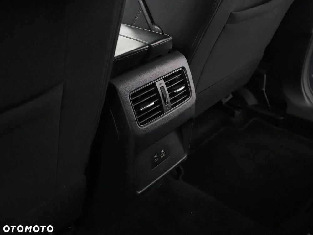 Nissan X-Trail 1.5 VC-T e-POWER N-Connecta 2WD - 38