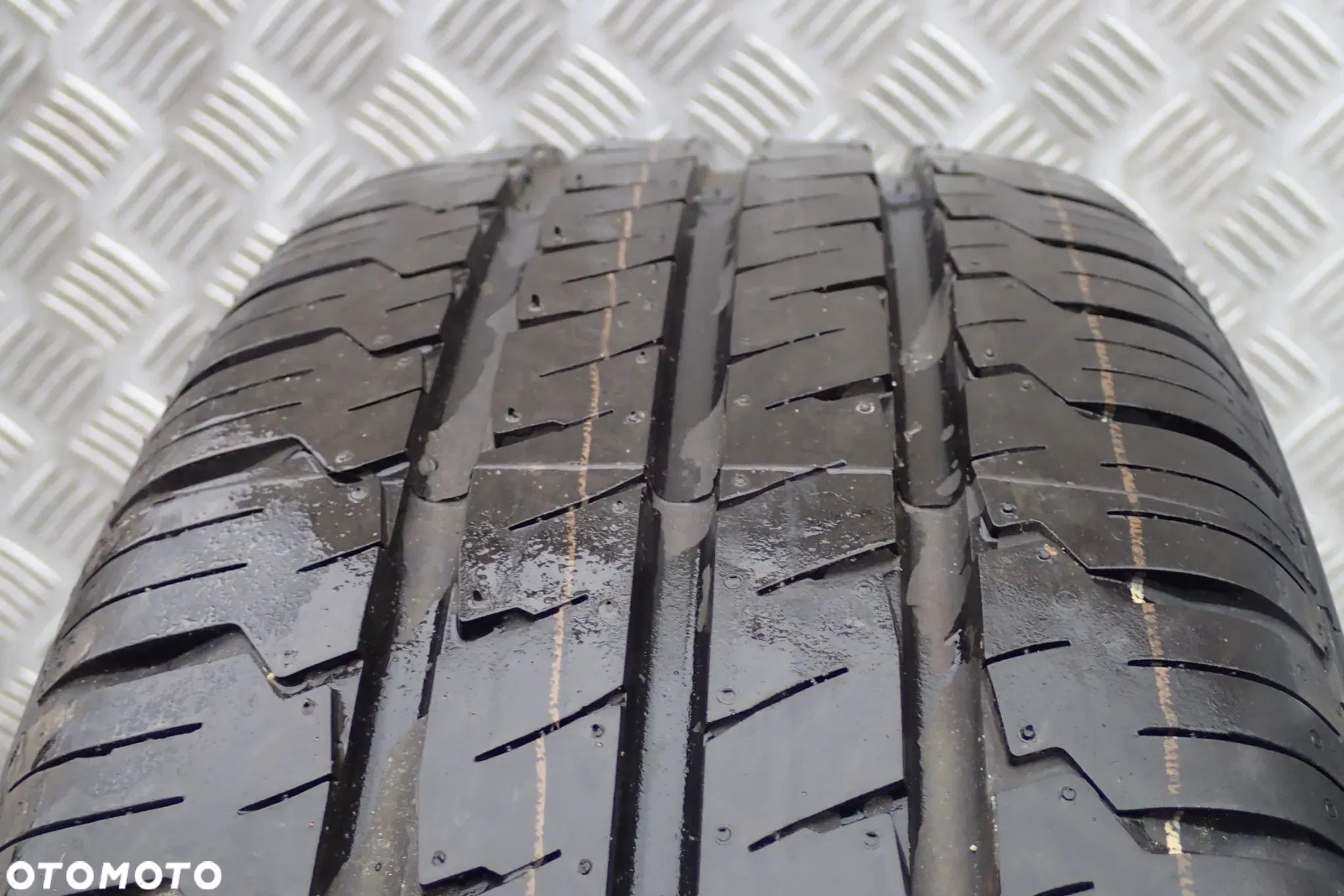 KOŁA FELGI STALOWE VW T5 T6 6,5JX16 ET 51 5X120 7LA601027 Z OPONAMI HANKOOK LATO 205/65/16C 4X8MM 2024ROK KOMPLET - 7