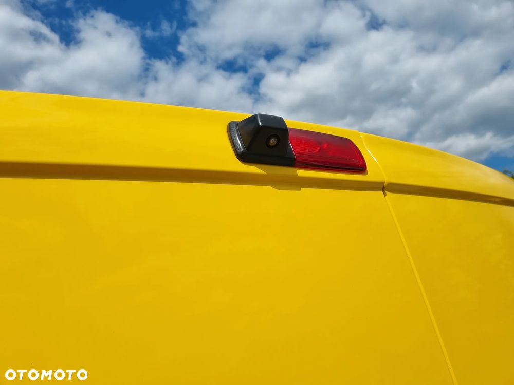 Opel VIVARO - 14
