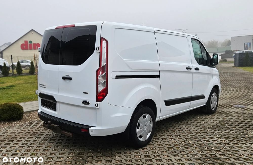 Ford Transit Custom L1H1 2.0d 131hp  Klima Podgrzewana szyba - 3