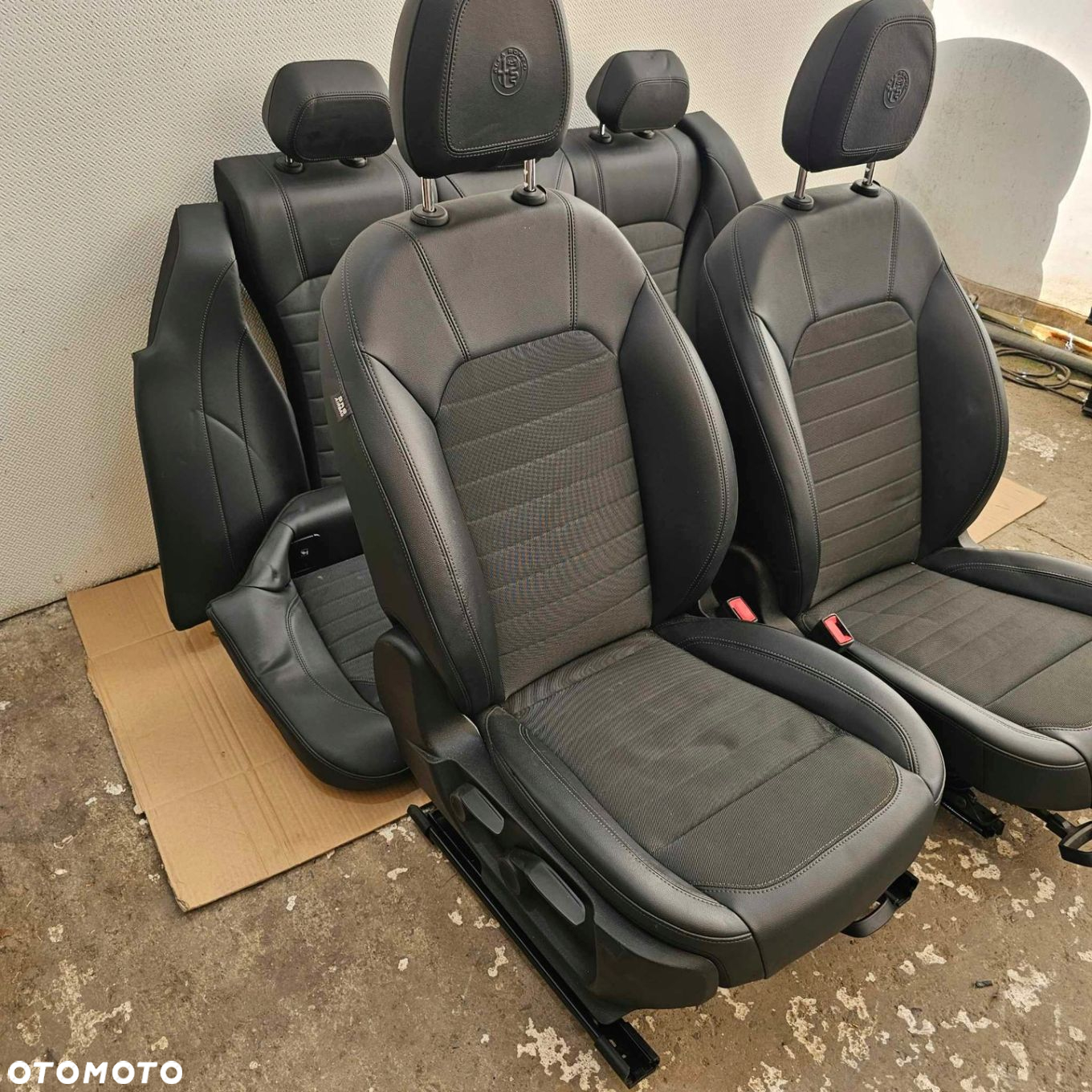 ALFA ROMEO GIULIA FOTELE KANAPY TAPICERKA ŚRODEK PÓŁSKÓRA - 3
